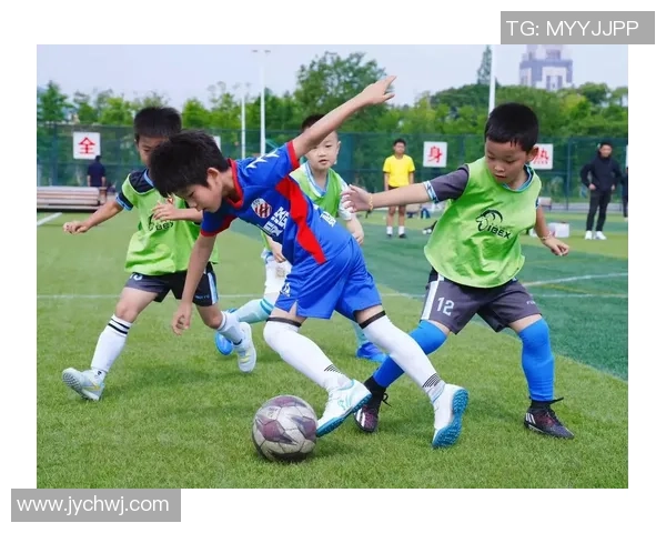 带兰的足球明星们如何在绿茵场上展现独特魅力与风采