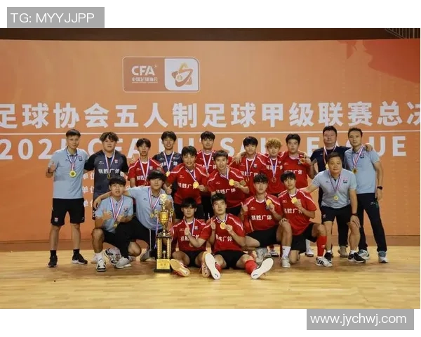 南京足球队荣登全国足球配合排行榜第四名展现团队实力与默契